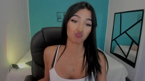 Danna online show from June 2026 10:21:02 PM