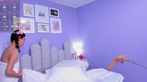 Snapshot of danna_sucker chatting on April 2026 11:46:02 PM danna_sucker online show from April 2026 11:46:02 PM