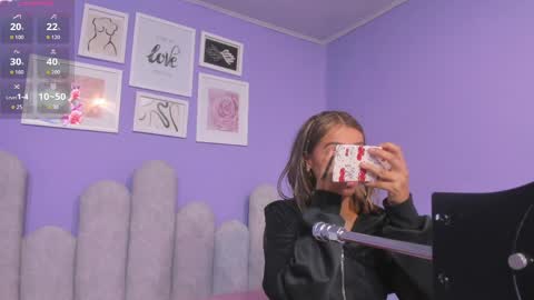 Snapshot of danna_sucker chatting on April 2026 11:59:01 AM danna_sucker online show from April 2026 11:59:01 AM