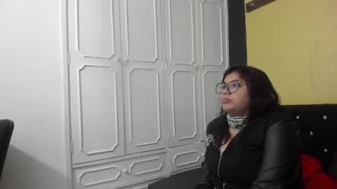 Danna Garza online show from March 2025 04:24:01 AM