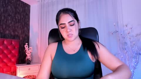 Danna online show from January 2025 06:17:01 PM