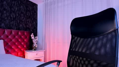 Danna online show from January 2025 02:56:02 PM