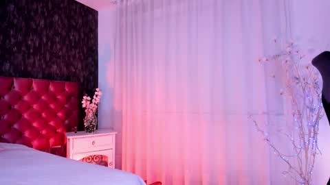 Danna online show from January 2025 02:39:01 PM