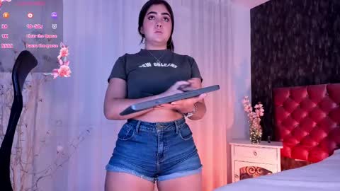 Danna online show from February 2025 03:19:02 PM