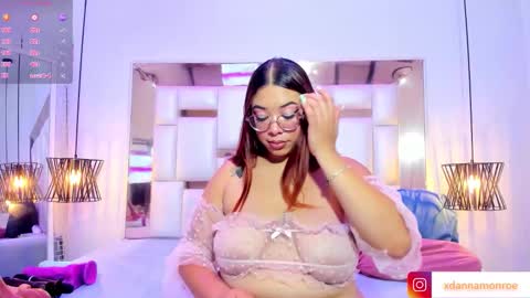 Danna Monroe  online show from September 2025 02:25:01 AM