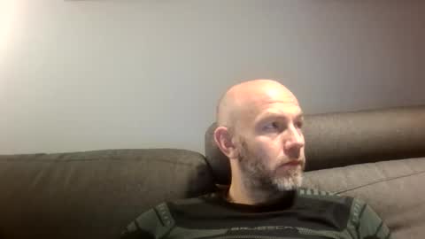 danny81boy online show from October 2025 07:14:02 PM