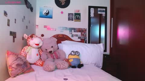 phantom555 online show from December 2024 09:45:02 PM