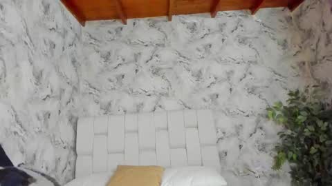 Snapshot of danny_fernandez chatting on October 2025 05:48:02 AM danny_fernandez online show from October 2025 05:48:02 AM