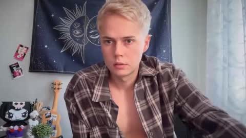 danny online show from October 2025 01:18:01 PM