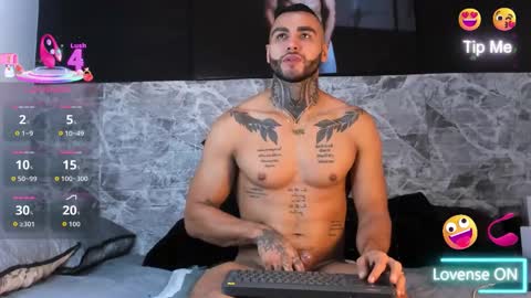 Danny Willson online show from October 2025 03:01:01 PM