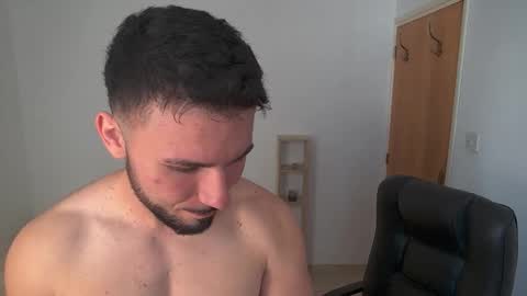 Snapshot of dannyboy_x_ chatting on October 2025 09:31:01 AM dannyboy_x_ online show from October 2025 09:31:01 AM