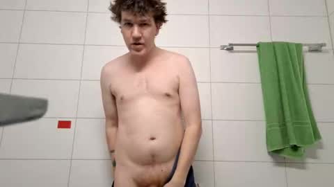 Snapshot of dannytoyboyy chatting on January 2025 08:57:02 AM Danny Toy Boy online show from January 2025 08:57:02 AM