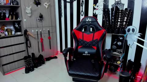 Dante online show from December 2024 02:54:01 PM