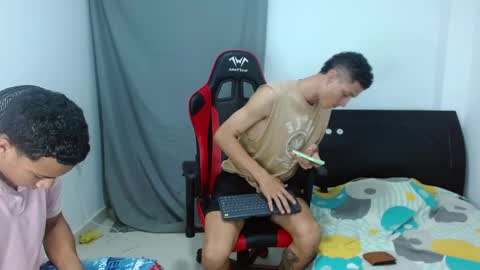 Snapshot of dante_lord chatting on December 2024 04:09:02 AM Dante online show from December 2024 04:09:02 AM