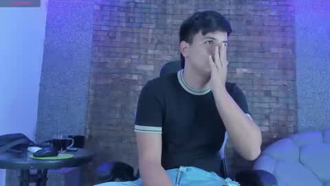 dantestone1 online show from November 2025 01:11:02 PM