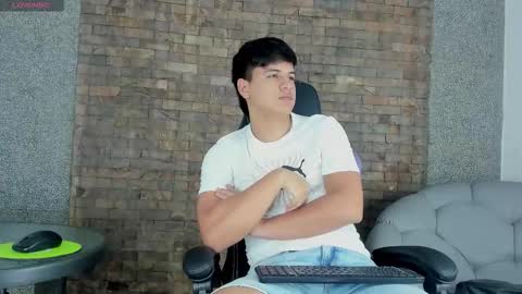 dantestone1 online show from November 2025 11:44:01 AM