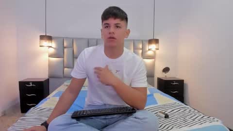 dantestone1 online show from December 2025 12:25:02 PM