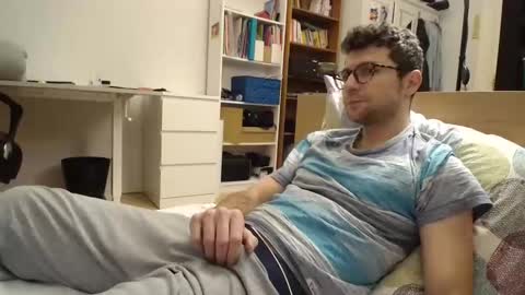 Daniel online show from November 2025 05:57:01 PM