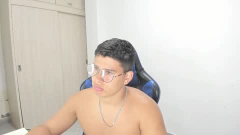 Snapshot of dantraxx chatting on February 2025 06:48:02 PM Dantraxx online show from February 2025 06:48:02 PM