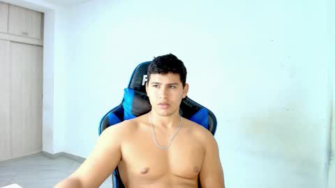 Snapshot of dantraxx chatting on February 2026 09:30:02 PM Dantraxx online show from February 2026 09:30:02 PM