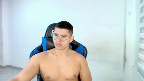 Snapshot of dantraxx chatting on February 2026 04:37:02 PM Dantraxx online show from February 2026 04:37:02 PM