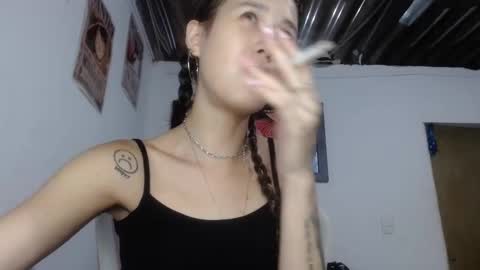 Dani  online show from November 2025 01:40:01 AM