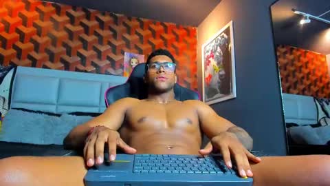 Dany online show from February 2025 12:48:02 AM