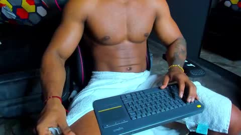 Dany online show from February 2025 04:02:01 PM