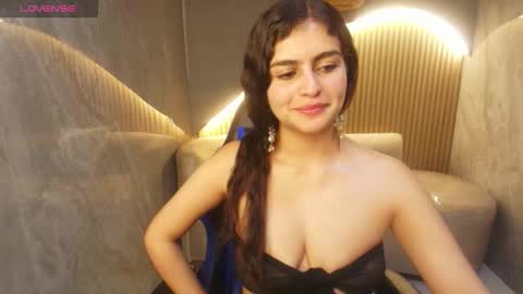 Snapshot of dany_r_ chatting on September 2025 01:05:01 PM Dany online show from September 2025 01:05:01 PM