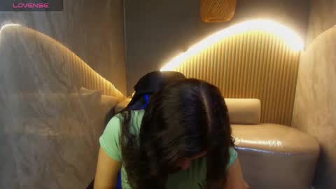 Snapshot of dany_r_ chatting on October 2025 12:59:02 PM Dany online show from October 2025 12:59:02 PM