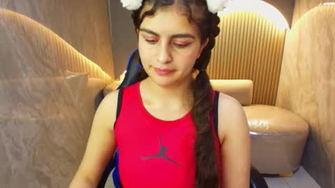 Snapshot of dany_r_ chatting on October 2025 01:33:02 PM Dany online show from October 2025 01:33:02 PM