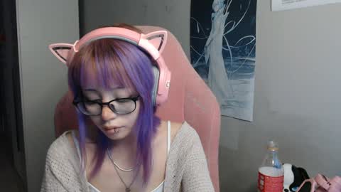 danyelleeyermann online show from April 2026 02:06:01 PM