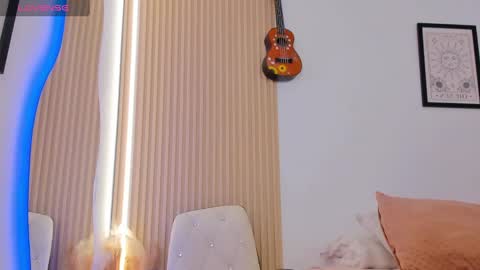 Snapshot of daphne_24 chatting on December 2024 01:53:02 PM Antonella Mora online show from December 2024 01:53:02 PM