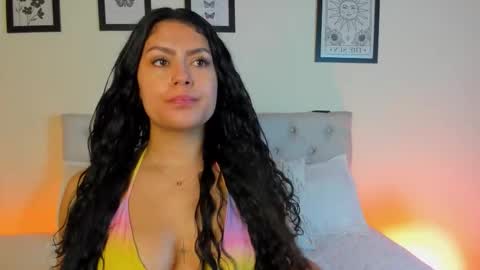 Antonella Mora online show from December 2025 12:14:02 PM