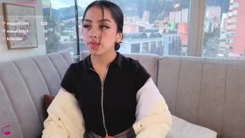 daphne_chers online show from May 2026 09:32:01 PM