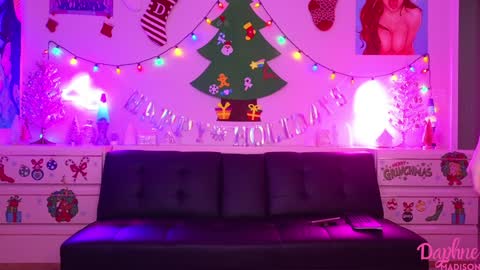 Daphne Madison online show from December 2024 09:06:01 PM
