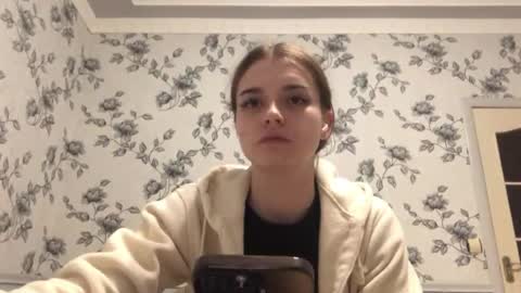 Snapshot of daphnesterlace chatting on May 2026 10:48:02 PM Emilia online show from May 2026 10:48:02 PM