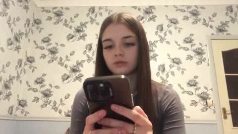 Snapshot of daphnesterlace chatting on May 2026 09:56:02 PM Emilia online show from May 2026 09:56:02 PM