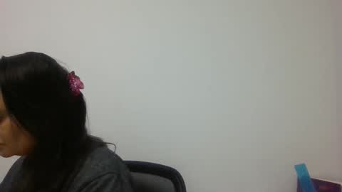 dapnne online show from February 2025 07:07:01 PM