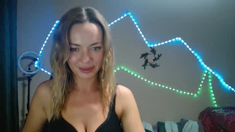 Snapshot of daria_spring chatting on December 2024 11:10:01 PM Daria online show from December 2024 11:10:01 PM