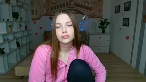 Snapshot of dariaangels chatting on March 2026 12:30:02 PM dariaangels online show from March 2026 12:30:02 PM