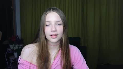 Snapshot of dariaangels chatting on March 2026 01:00:01 PM dariaangels online show from March 2026 01:00:01 PM