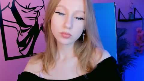 Daria Tate online show from October 2025 11:33:02 AM