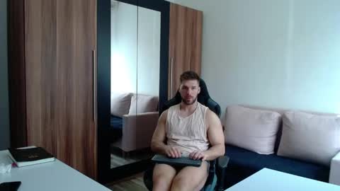 Snapshot of darius_94 chatting on April 2026 07:12:02 AM darius_94 online show from April 2026 07:12:02 AM