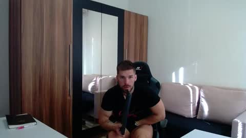 Snapshot of darius_94 chatting on May 2026 05:57:02 AM darius_94 online show from May 2026 05:57:02 AM