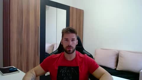 Snapshot of darius_94 chatting on May 2026 04:20:01 AM darius_94 online show from May 2026 04:20:01 AM