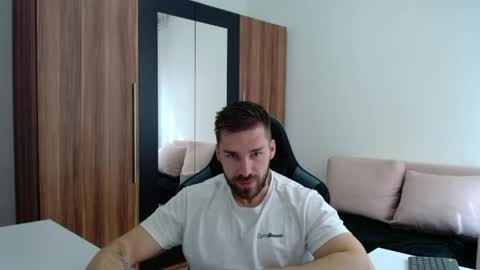 Snapshot of darius_94 chatting on June 2026 07:14:02 AM darius_94 online show from June 2026 07:14:02 AM
