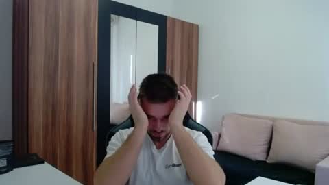darius_94 online show from July 2026 05:38:02 AM