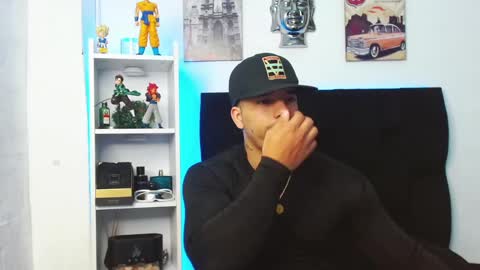 Darius Phoenix  online show from December 2024 12:16:02 PM