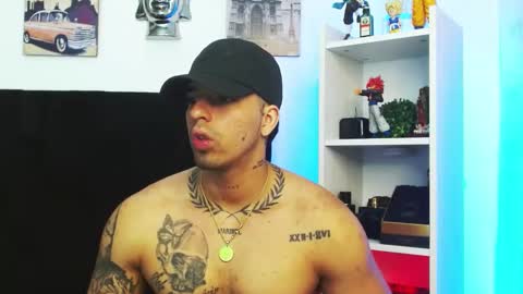 Darius Phoenix  online show from January 2025 05:31:01 PM